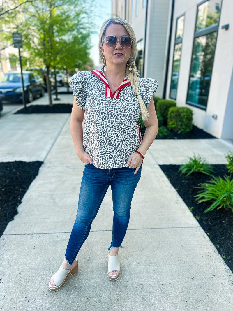Animal Print Ruffle Top Entro