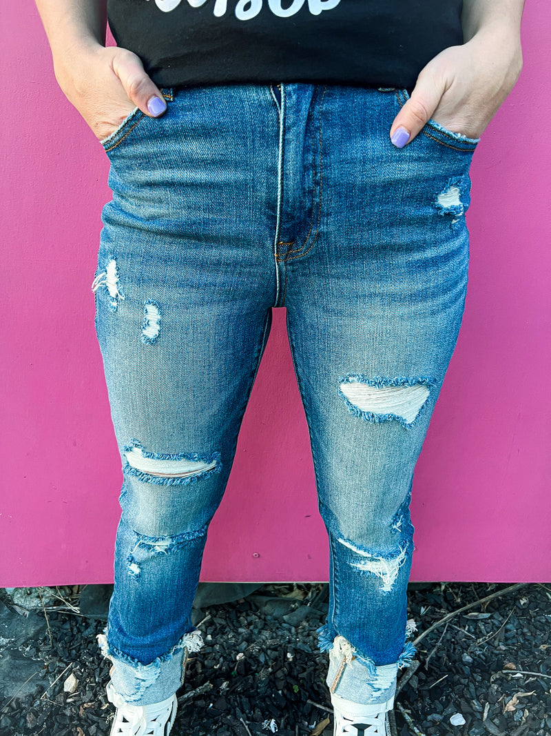 Distressed Straight Leg Risen Jeans